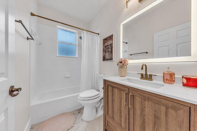 1070 Grove Park Circle, Boynton Beach, FL 33436