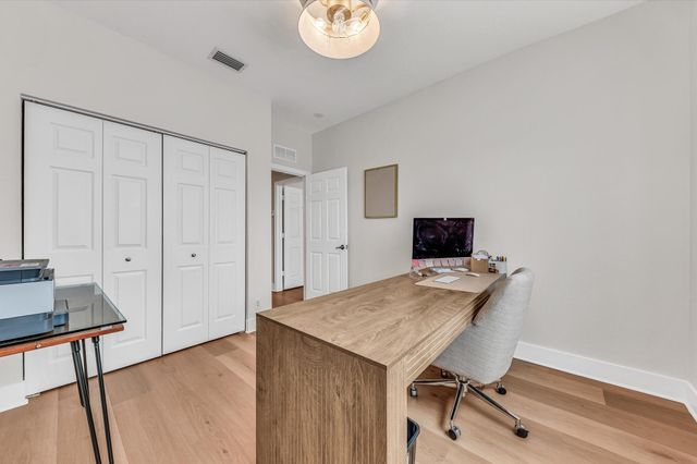 1070 Grove Park Circle, Boynton Beach, FL 33436