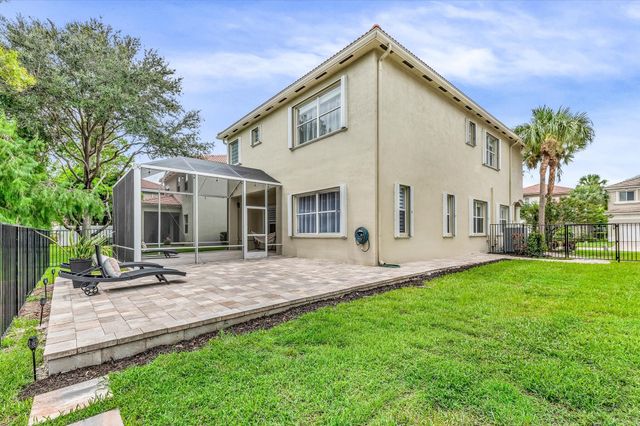 1070 Grove Park Circle, Boynton Beach, FL 33436