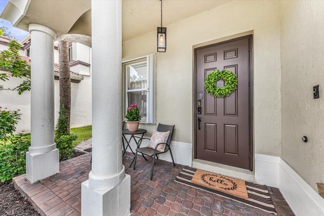 1070 Grove Park Circle, Boynton Beach, FL 33436