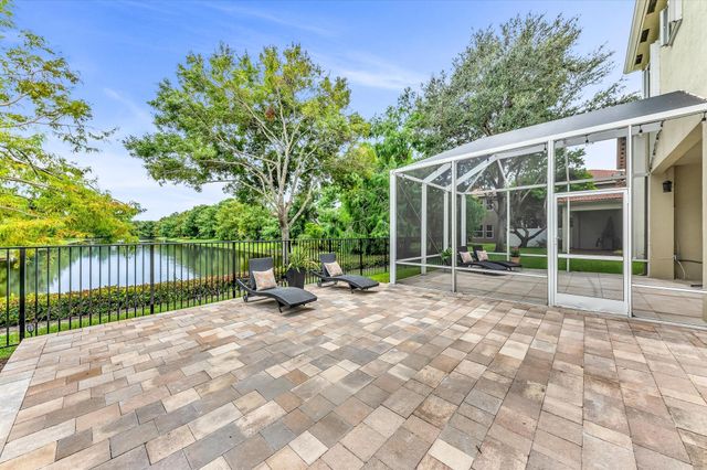 1070 Grove Park Circle, Boynton Beach, FL 33436