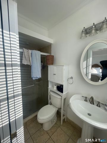 345 Greenwich Avenue 2, Greenwich, CT 06830