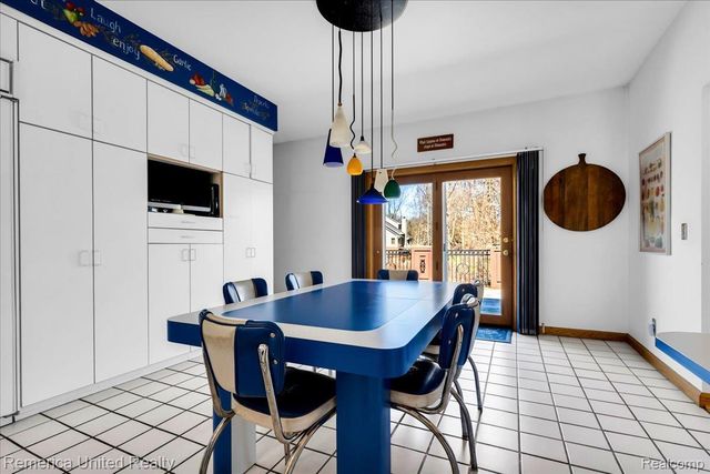 2457 Spring Lake Lane Lane, Brighton Township, MI 48114