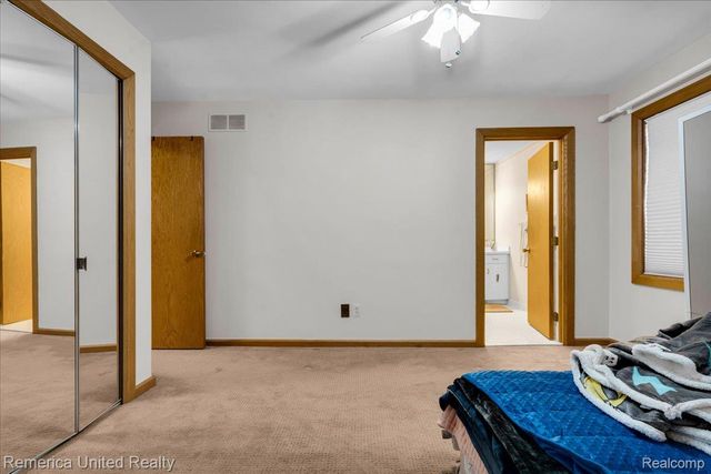 2457 Spring Lake Lane Lane, Brighton Township, MI 48114