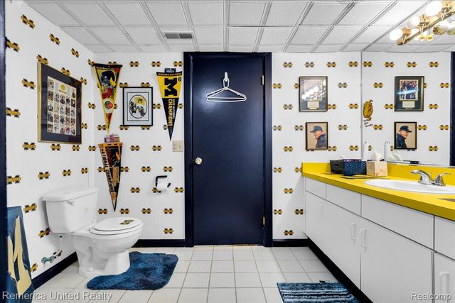 2457 Spring Lake Lane Lane, Brighton Township, MI 48114