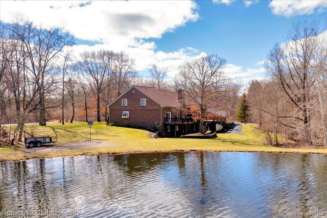 2457 Spring Lake Lane Lane, Brighton Township, MI 48114