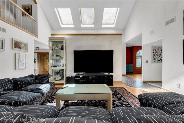 2457 Spring Lake Lane Lane, Brighton Township, MI 48114