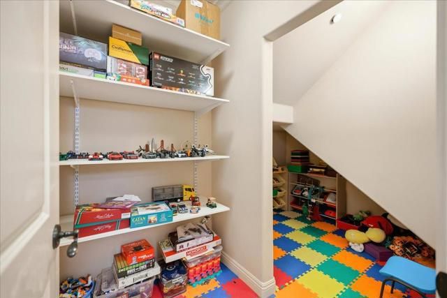 18645 Allendale Avenue, Saratoga, CA 95070