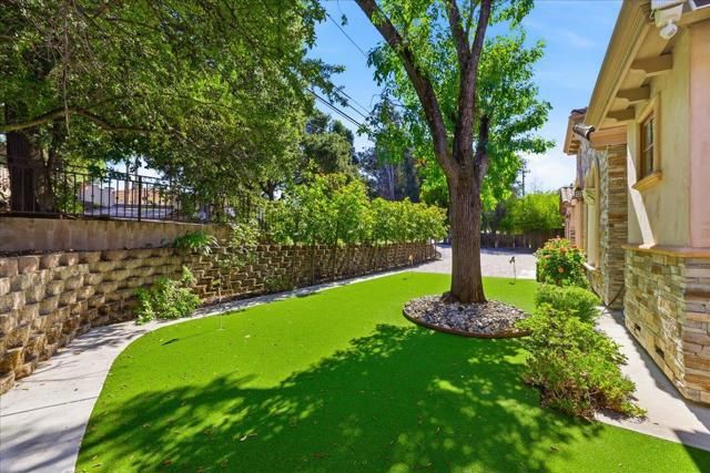 18645 Allendale Avenue, Saratoga, CA 95070