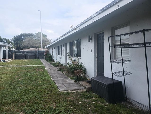 1135 NE 15th Avenue 4, Fort Lauderdale, FL 33304