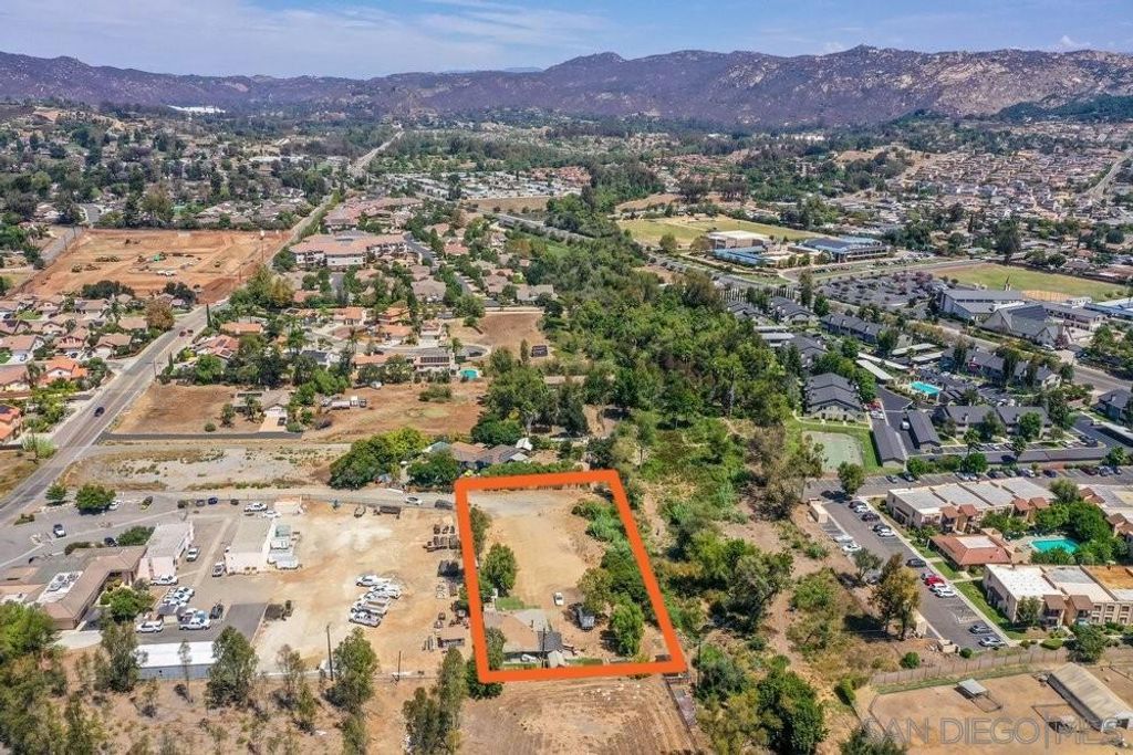 1828 N Iris Ln, Escondido, CA 92026 — photo 5