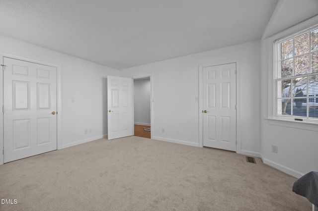 444 Crossvine Close, Pittsboro, NC 27312