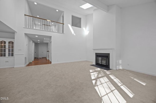 444 Crossvine Close, Pittsboro, NC 27312