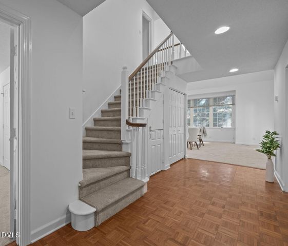 444 Crossvine Close, Pittsboro, NC 27312