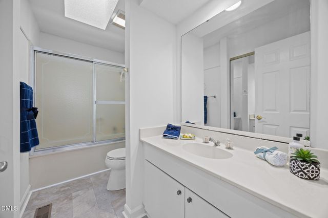 444 Crossvine Close, Pittsboro, NC 27312