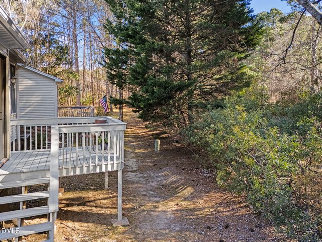 444 Crossvine Close, Pittsboro, NC 27312