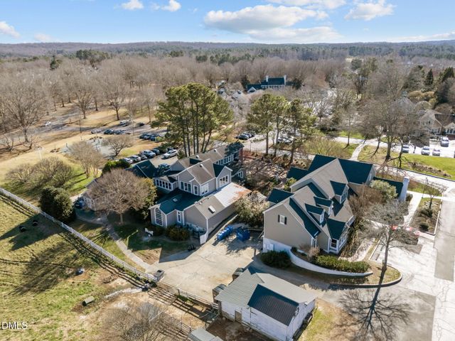 444 Crossvine Close, Pittsboro, NC 27312