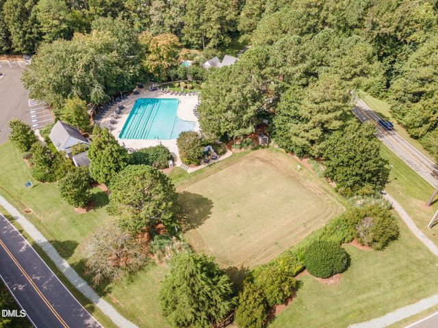 444 Crossvine Close, Pittsboro, NC 27312