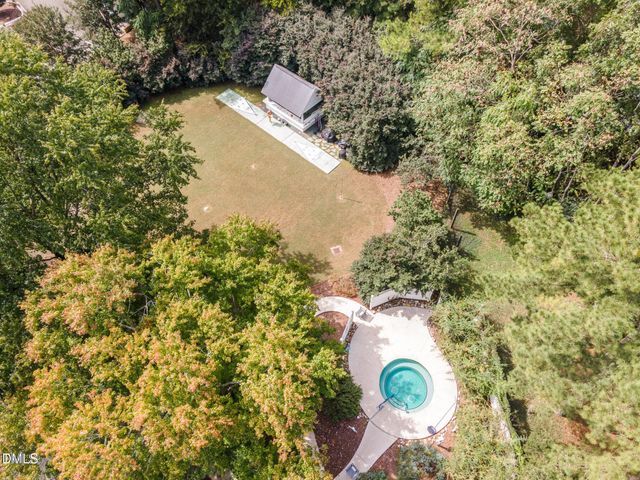 444 Crossvine Close, Pittsboro, NC 27312