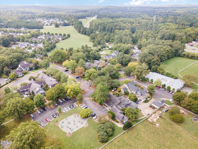 444 Crossvine Close, Pittsboro, NC 27312