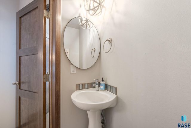 4417 W Delafield Cir Circle, Sioux Falls, SD 57108