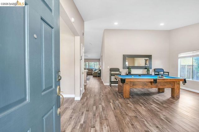 1129 Prewett Ranch Dr, Antioch, CA 94531