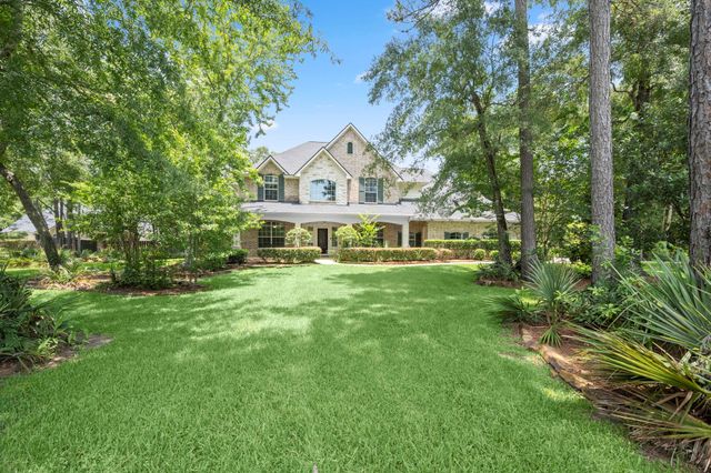 8961 Fallsbrook Court, Conroe, TX 77302