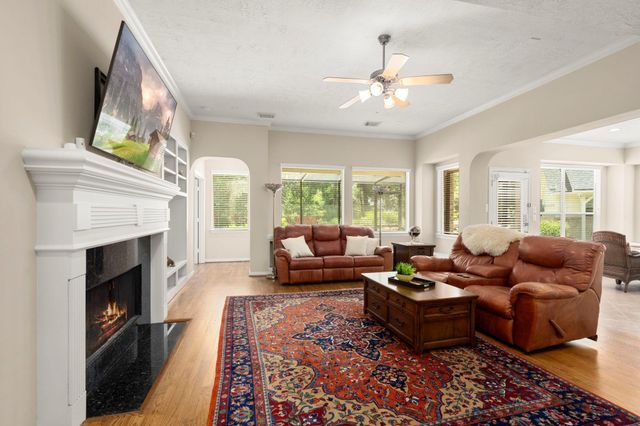 8961 Fallsbrook Court, Conroe, TX 77302