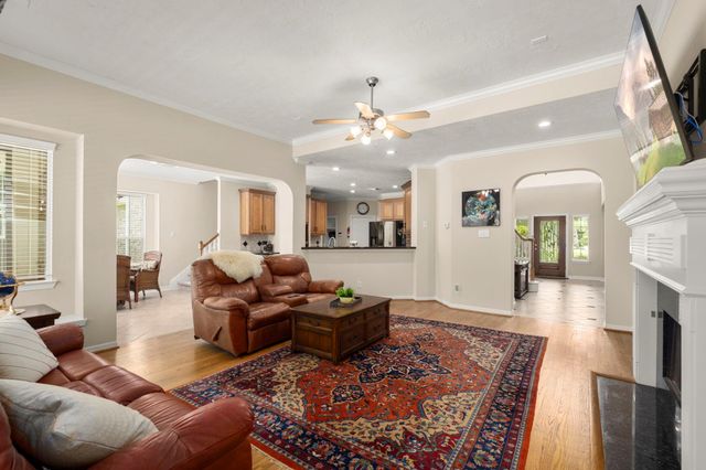 8961 Fallsbrook Court, Conroe, TX 77302