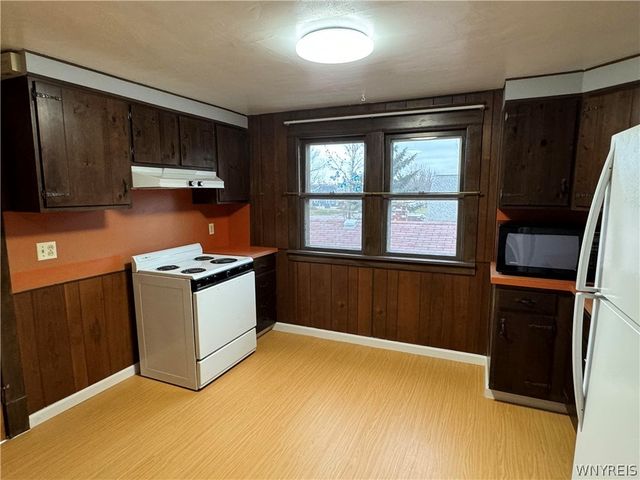 524 University Avenue, Tonawanda, NY 14223