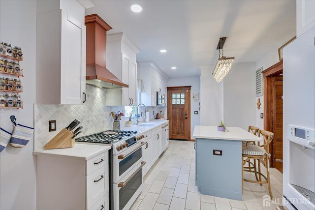 302 Mountainview Terrace, Dunellen, NJ 08812