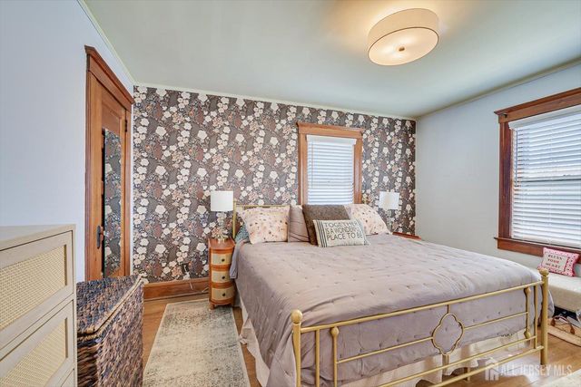 302 Mountainview Terrace, Dunellen, NJ 08812