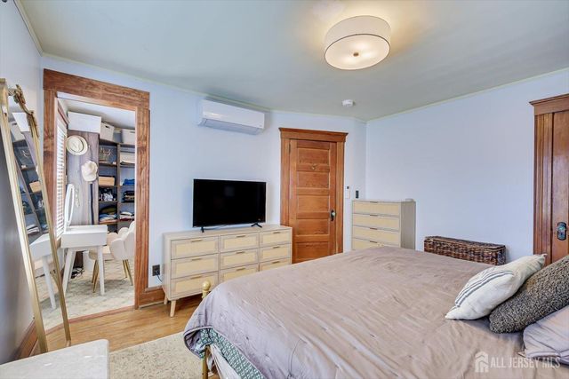 302 Mountainview Terrace, Dunellen, NJ 08812
