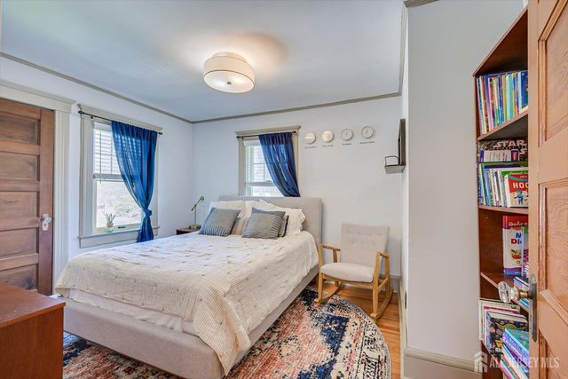 302 Mountainview Terrace, Dunellen, NJ 08812
