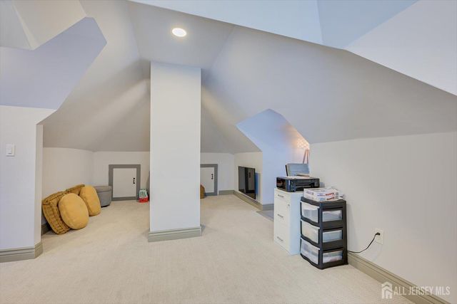 302 Mountainview Terrace, Dunellen, NJ 08812