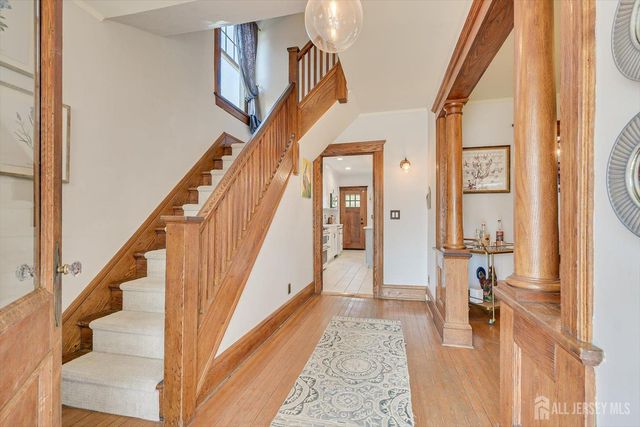 302 Mountainview Terrace, Dunellen, NJ 08812