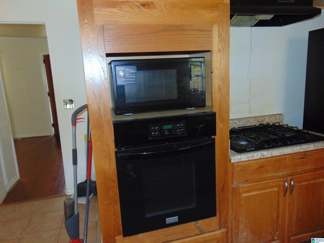 1532 MAPLE AVENUE SW, Birmingham, AL 35211