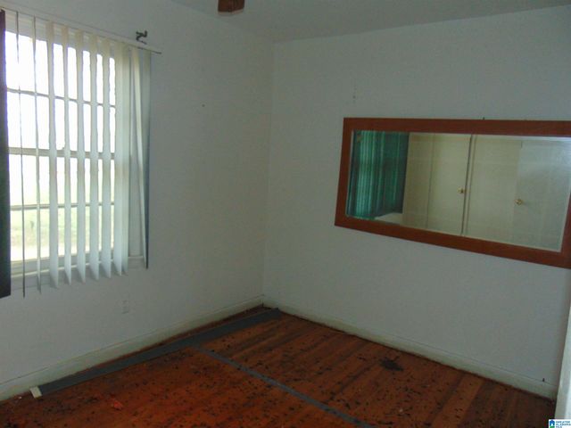 1532 MAPLE AVENUE SW, Birmingham, AL 35211