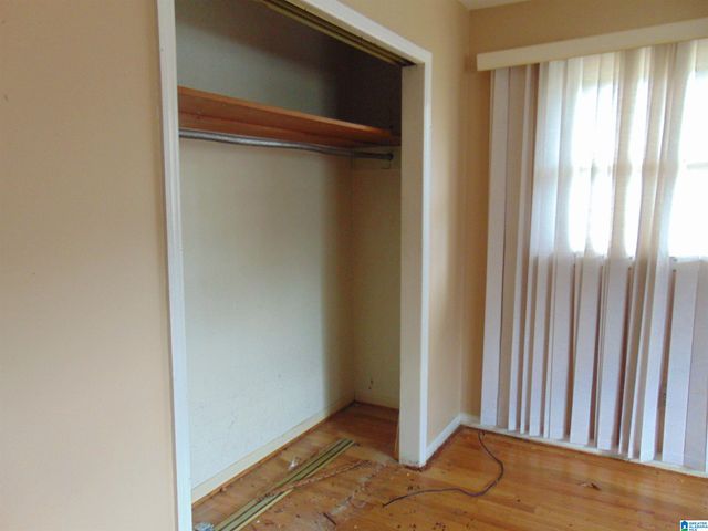 1532 MAPLE AVENUE SW, Birmingham, AL 35211