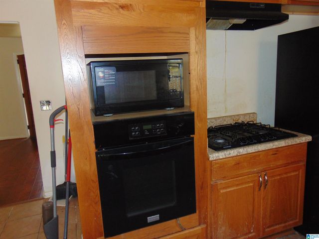 1532 MAPLE AVENUE SW, Birmingham, AL 35211