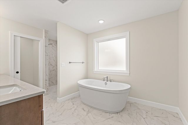 2005 STONE MOUNTAIN CT, Columbia, MO 65201