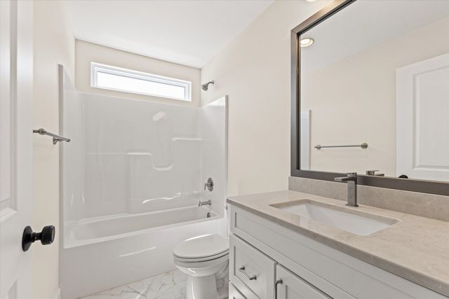 2005 STONE MOUNTAIN CT, Columbia, MO 65201