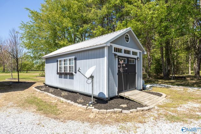 28207 Thach Road, Athens, AL 35613