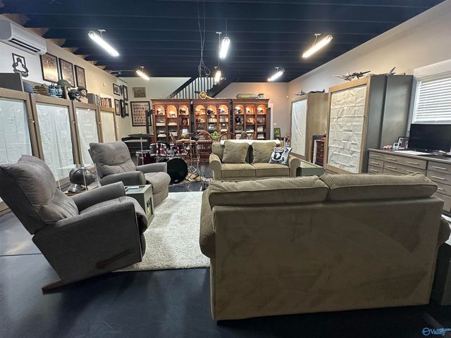 28207 Thach Road, Athens, AL 35613