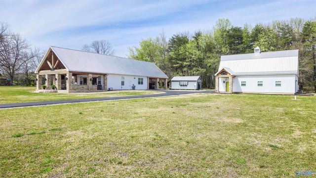 28207 Thach Road, Athens, AL 35613