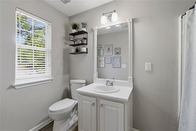 7107 Springchase Way, Austell, GA 30168
