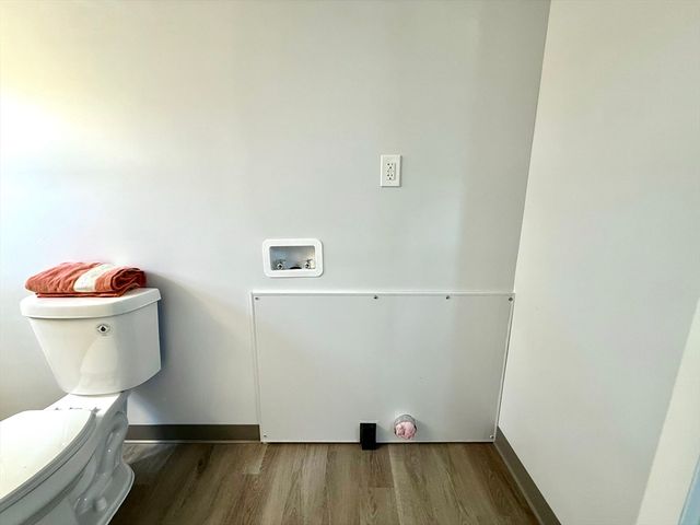 735 Memorial Dr 67, Chicopee, MA 01020