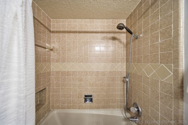 7830 S 85th East Avenue, Tulsa, OK 74133