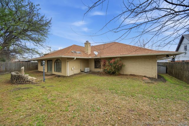 7830 S 85th East Avenue, Tulsa, OK 74133