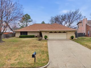 7830 S 85th East Avenue, Tulsa, OK 74133